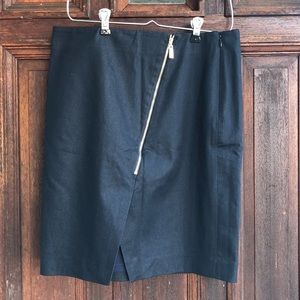 Classic pencil denim skirt with a twist